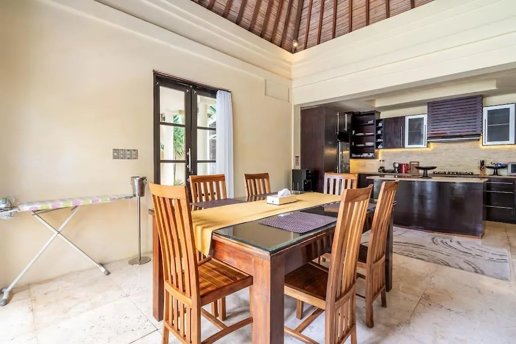 Cometa Prime 3Br Private Pool Luxury Villa Seminyak
