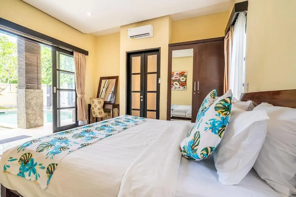 Cometa Prime 3Br Private Pool Luxury Villa Seminyak Indonesia