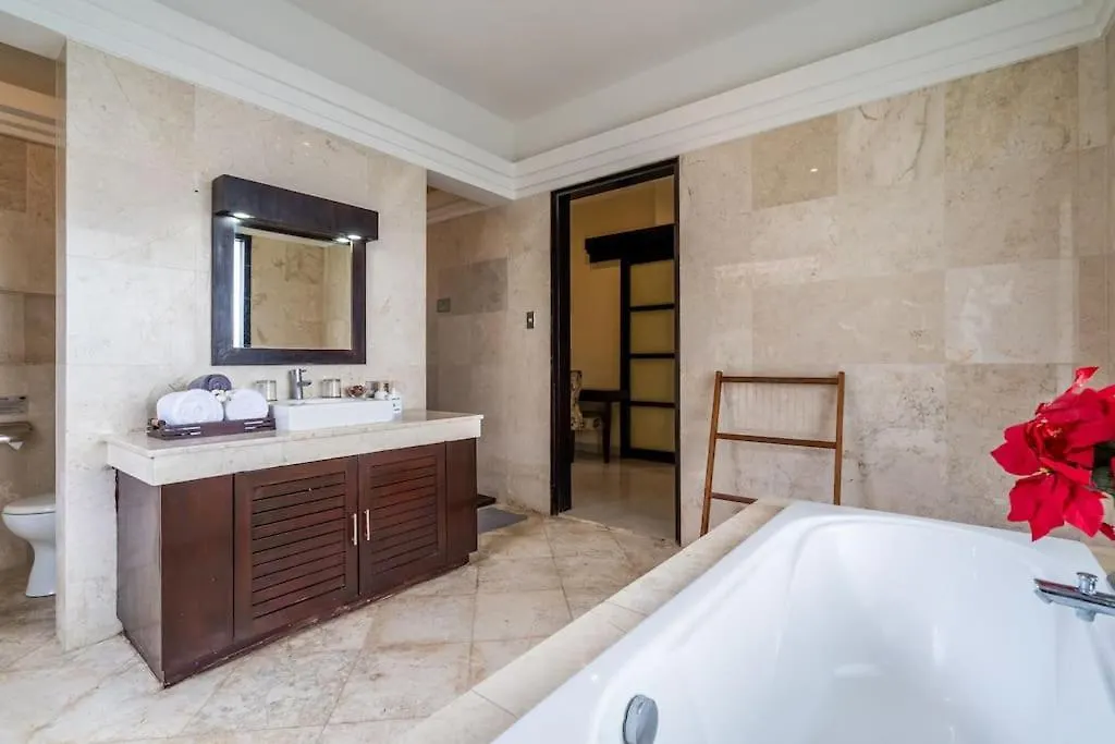 Cometa Prime 3Br Private Pool Luxury Villa Seminyak  Seminyak (Bali)
